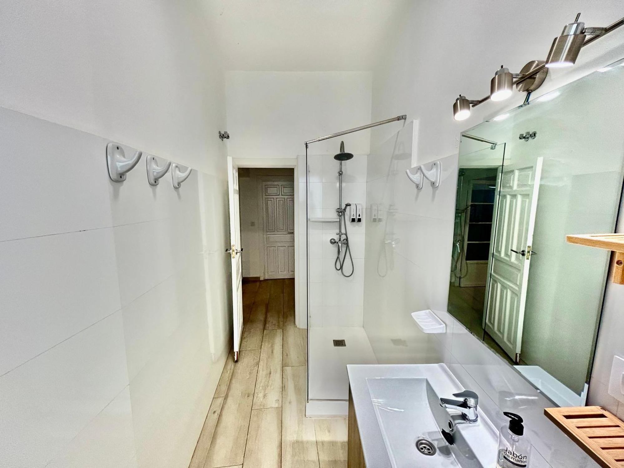 Acogedor 8pax 4bdr 2bth- Cozyhomesevilla2 Appartement *