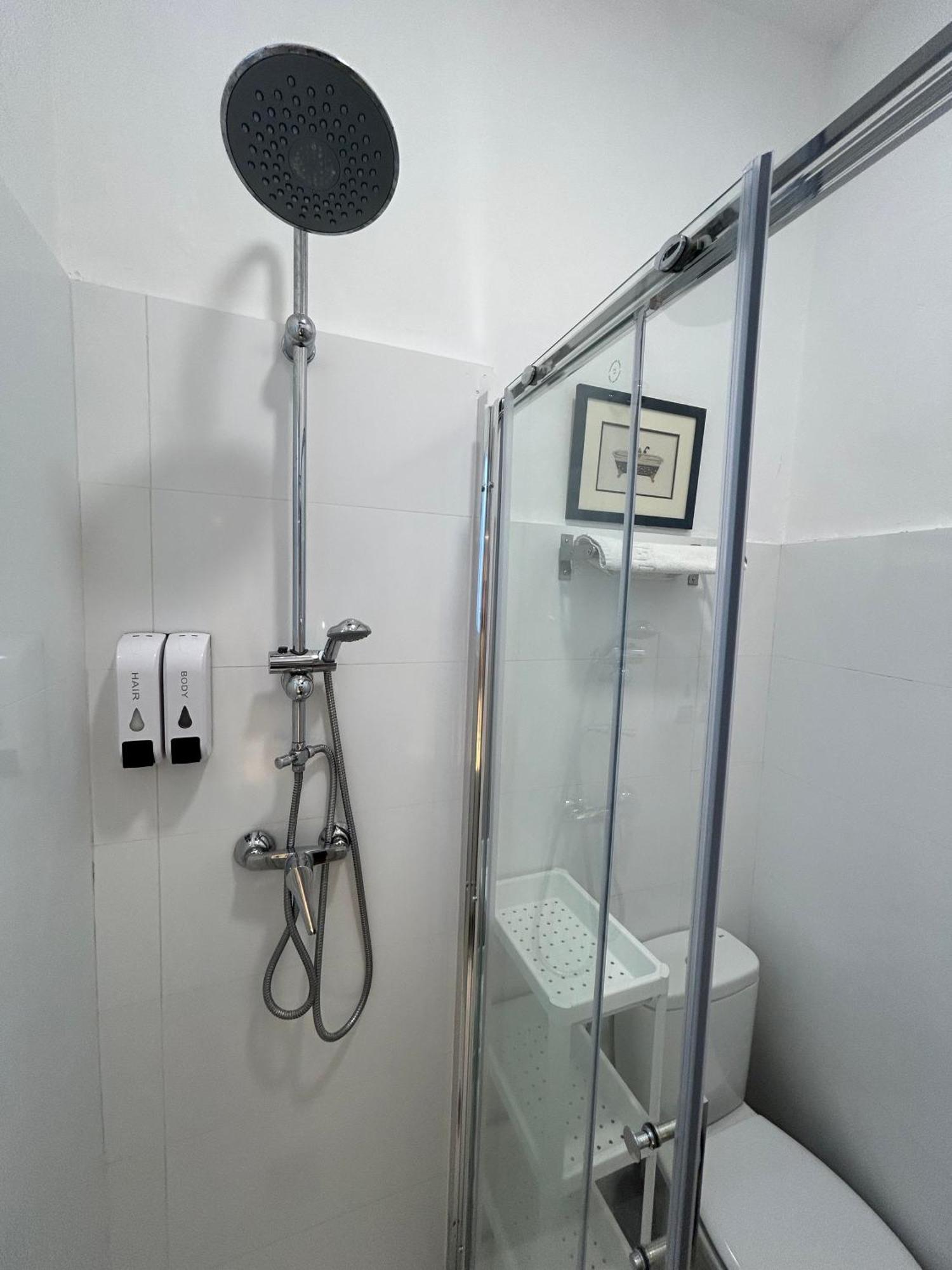 Acogedor 8pax 4bdr 2bth- Cozyhomesevilla2 Appartement